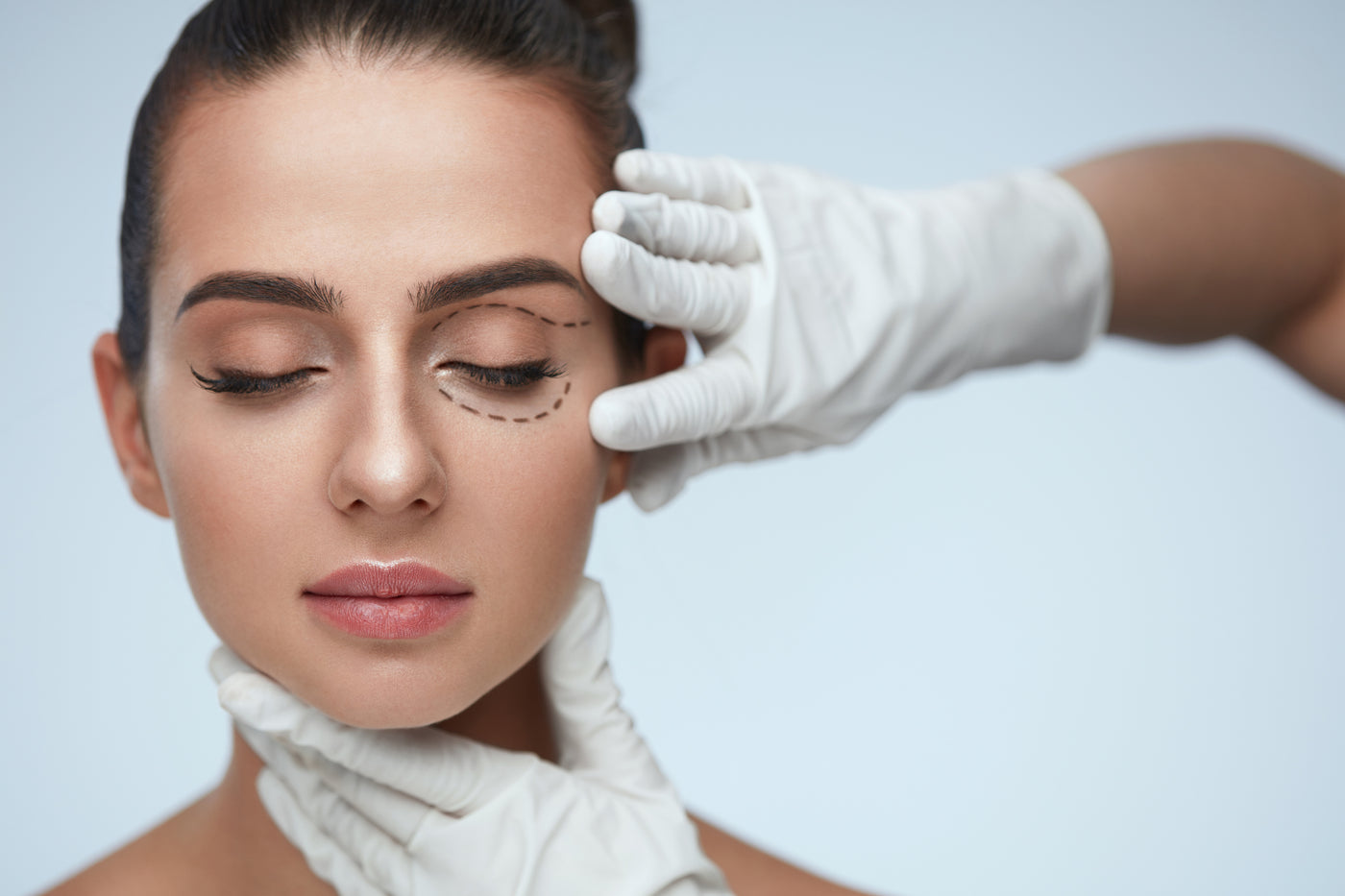 Upper and Lower Blepharoplasty: Recovery Tips